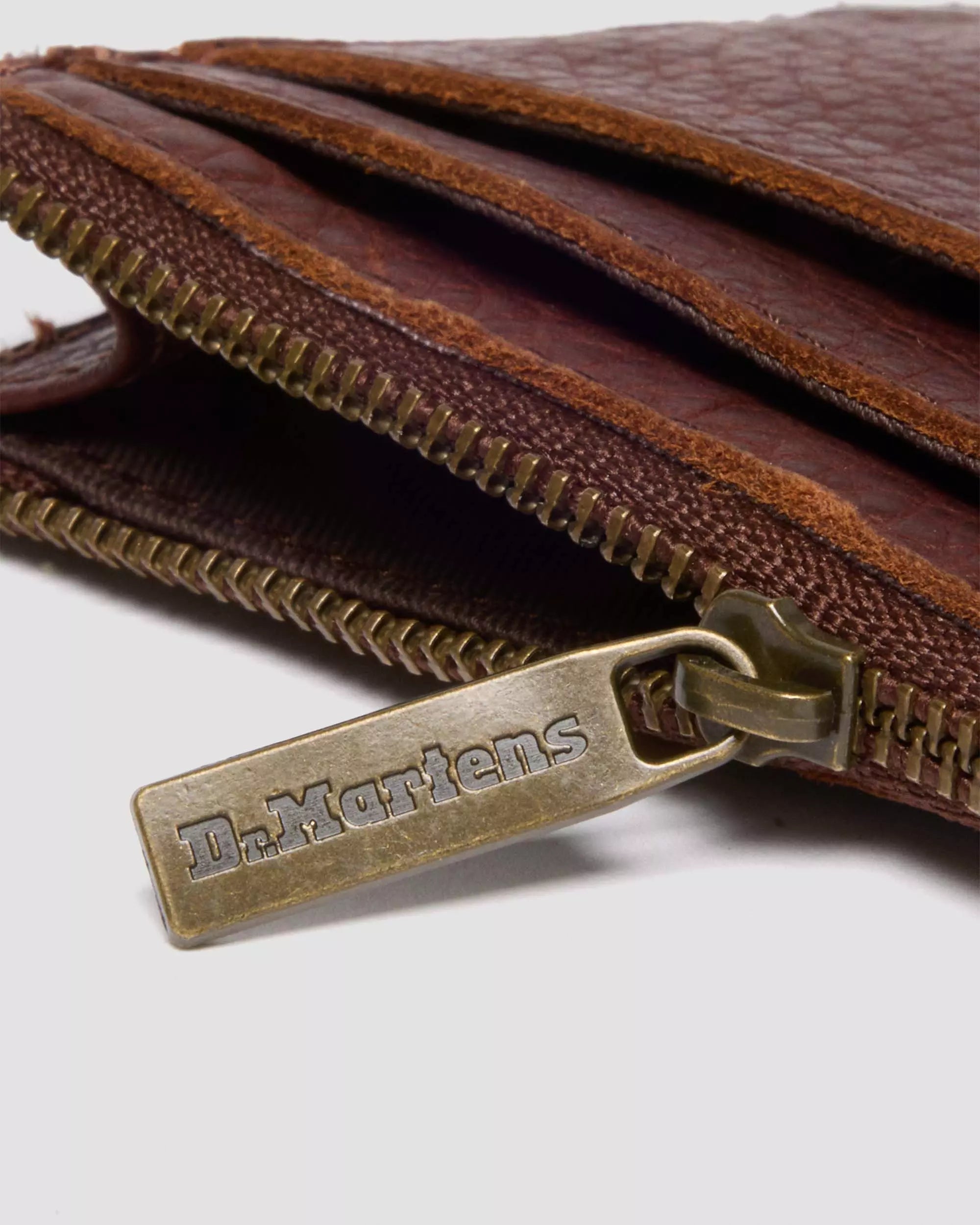 CARD HOLDER Ambassador Leather Card Holder Keyring