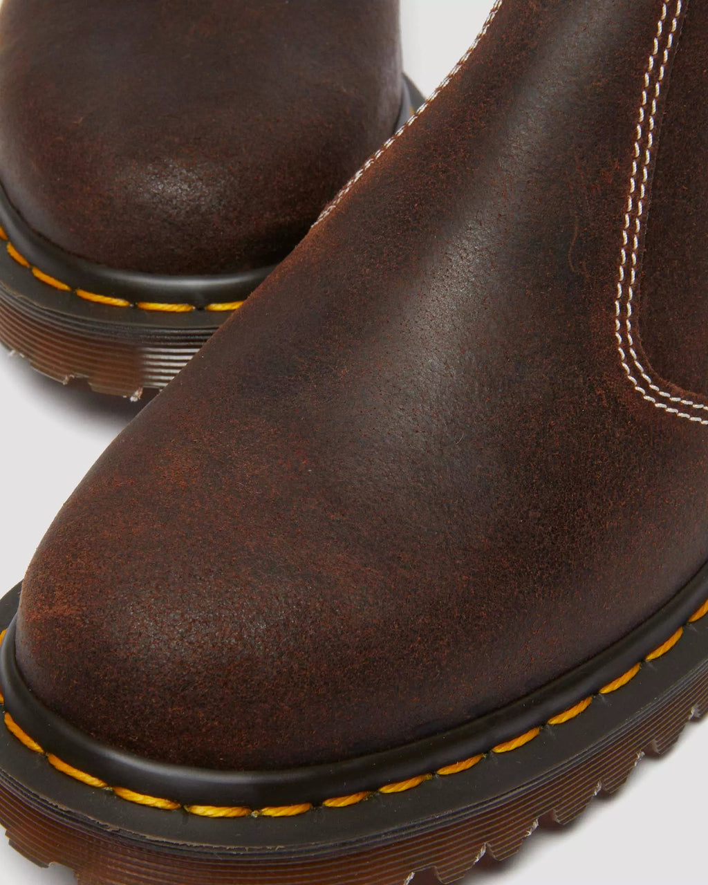 2976 Made in England Wax Commander Chelsea Boots