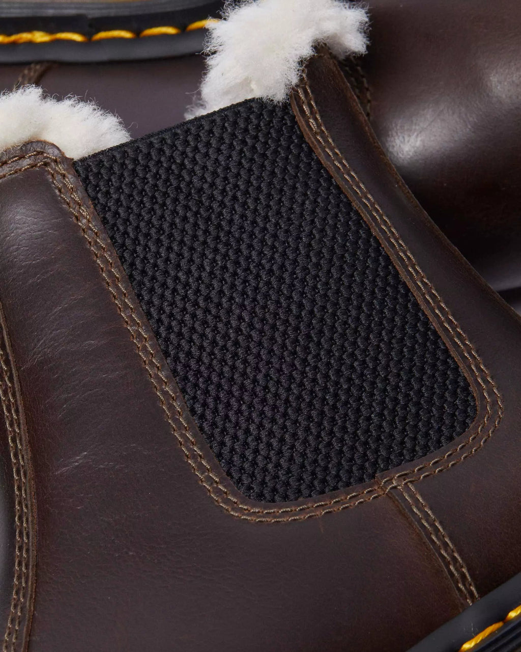 2976 Women's Faux Fur Lined Chelsea Boots