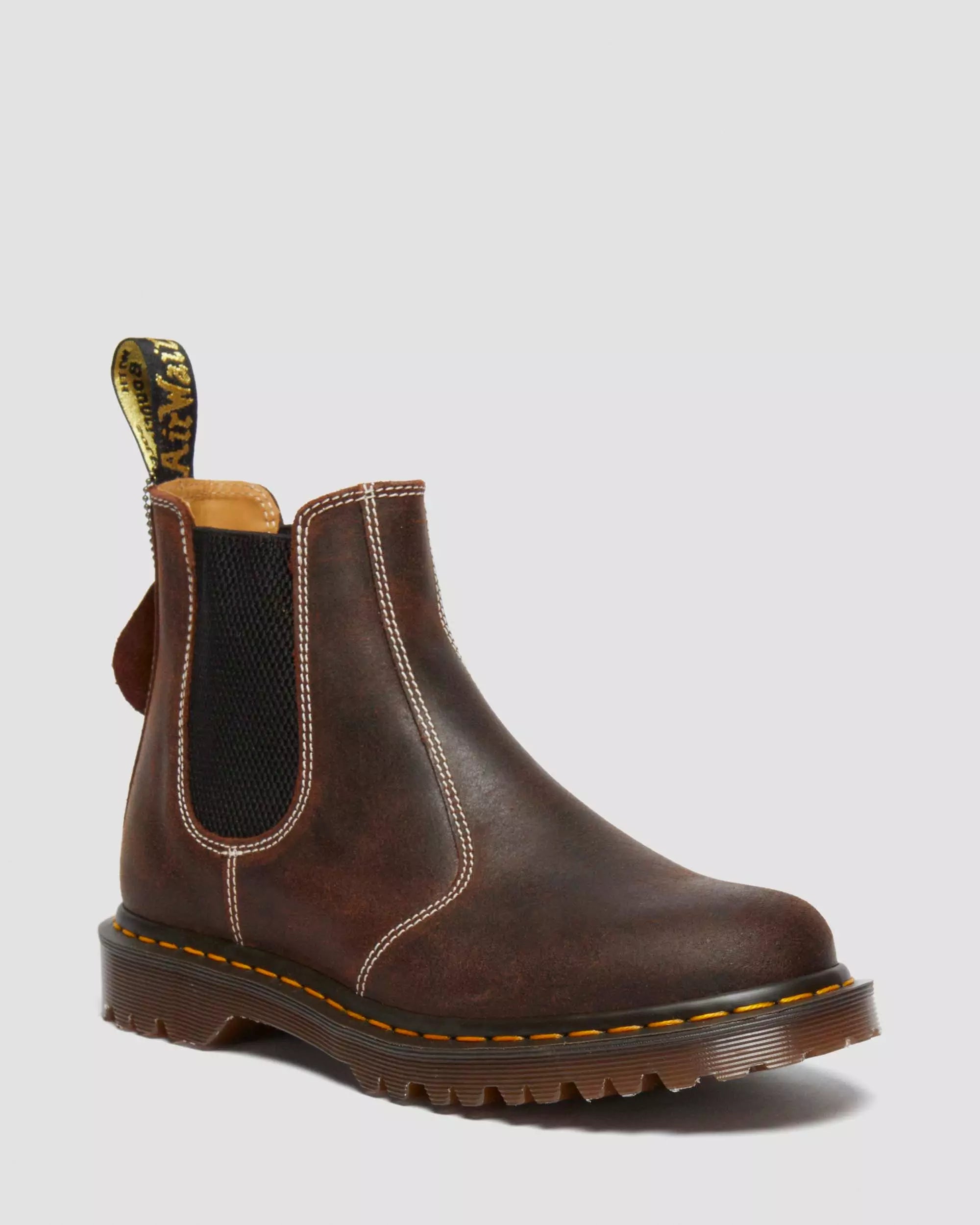 2976 Made in England Wax Commander Chelsea Boots