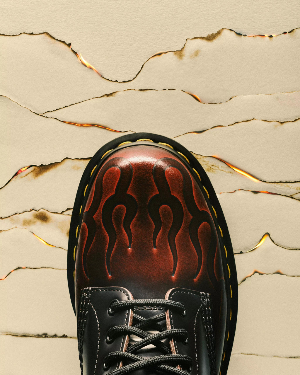 1460 Inferno Arcadia Rub Off Leather Boots