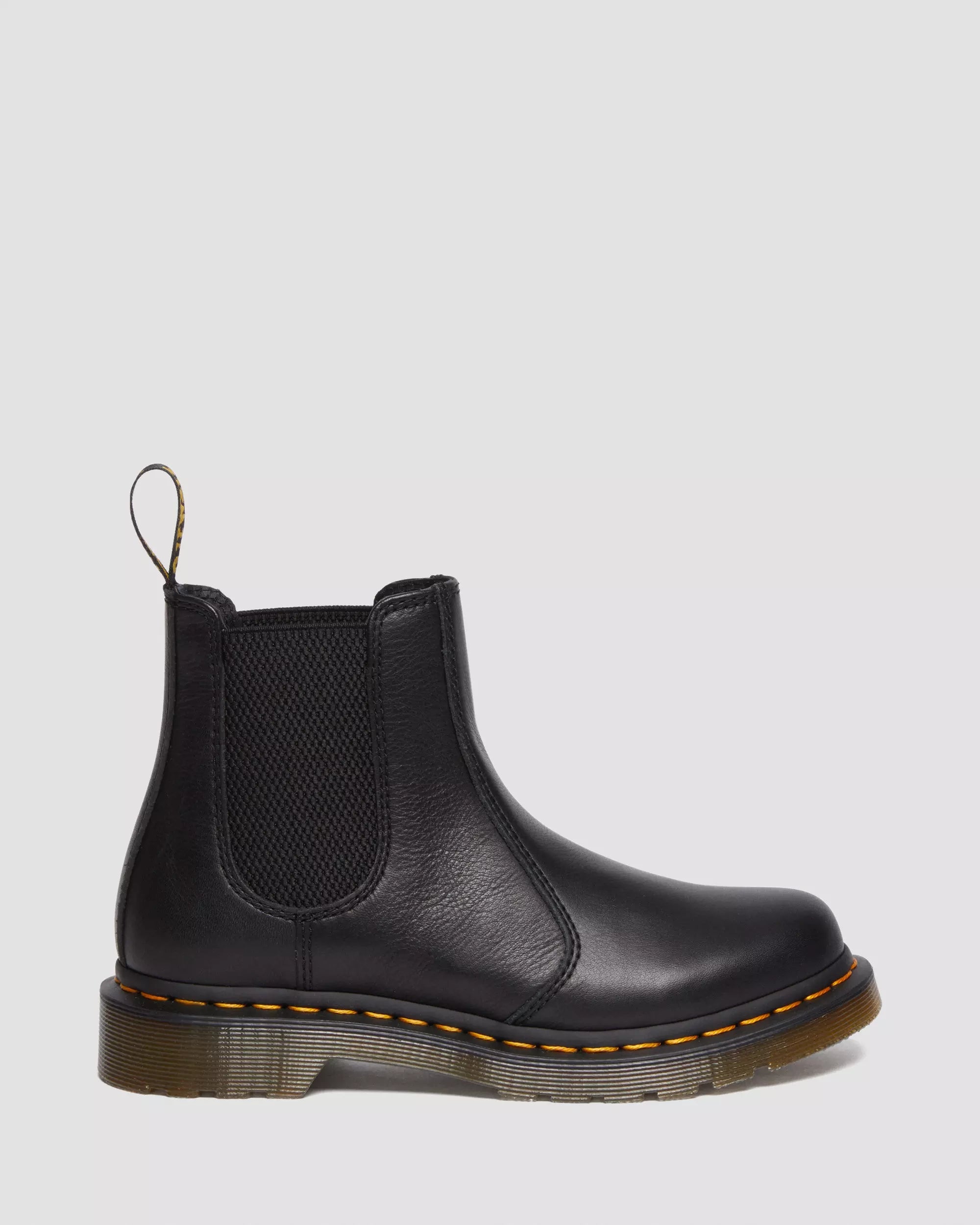 2976 Women's Virginia Leather Chelsea Boots