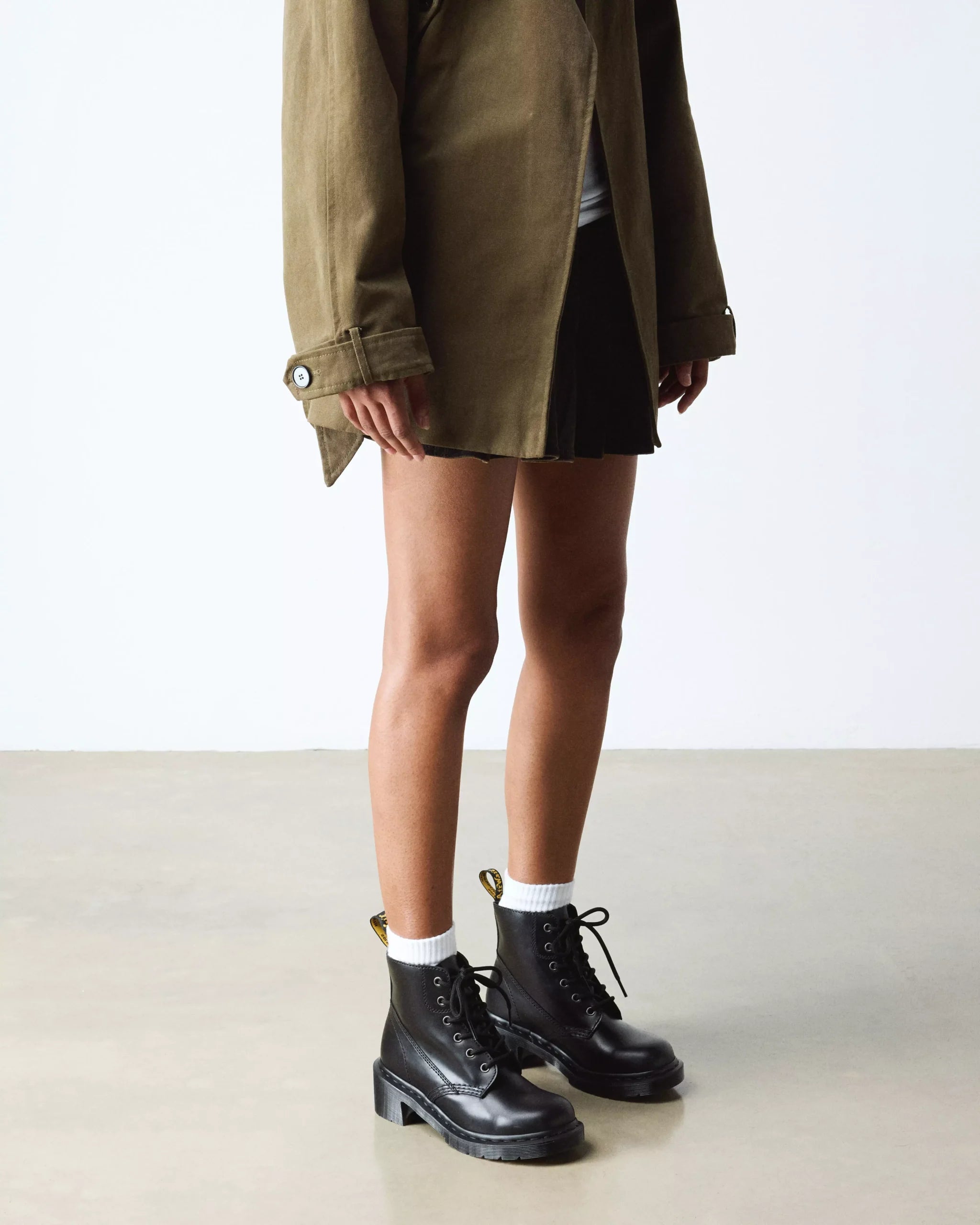ALDERSTONE Orleans Leather Lace Up Ankle Boots