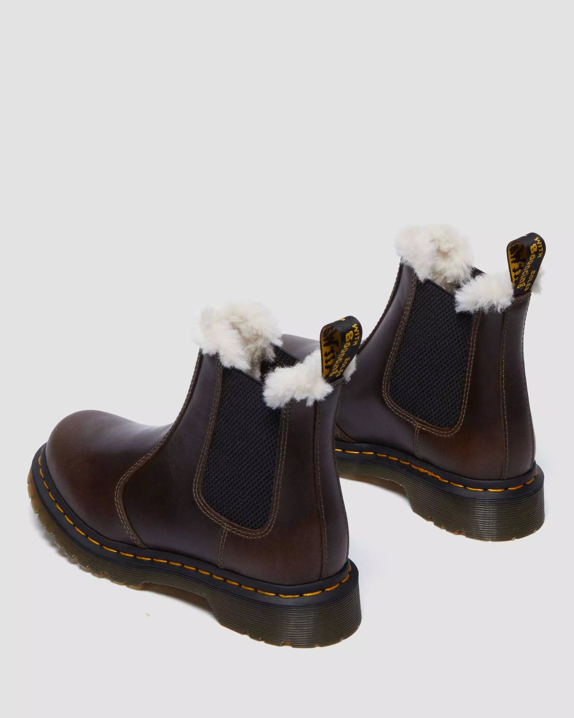 2976 Women's Faux Fur Lined Chelsea Boots