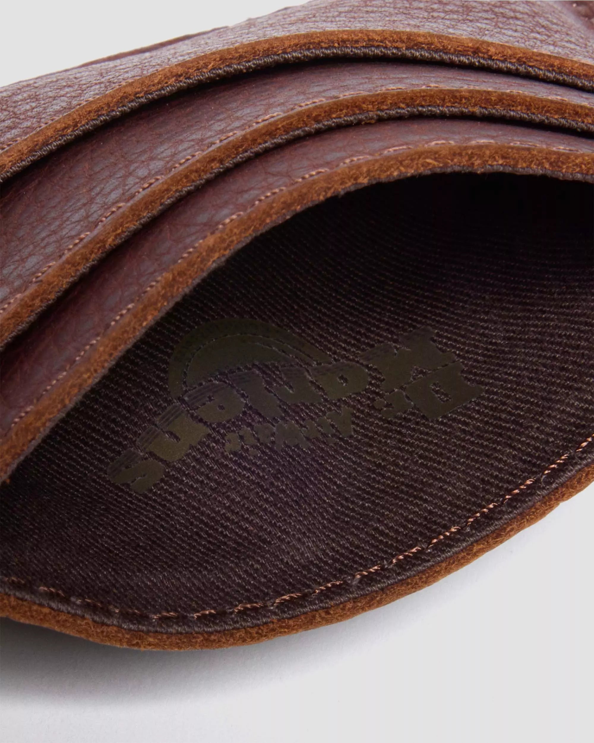 CARD HOLDER II Ambassador Leather Card Holder
