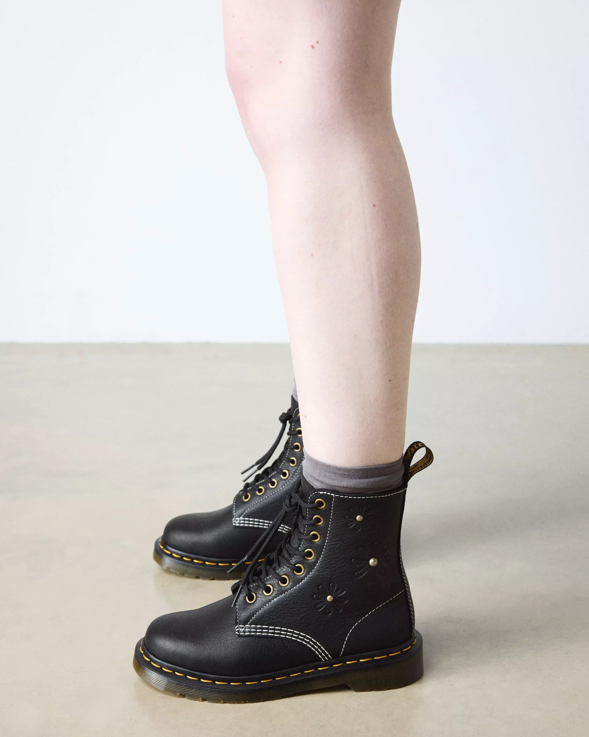 1460 Pascal Flower Grizzly Leather Boots
