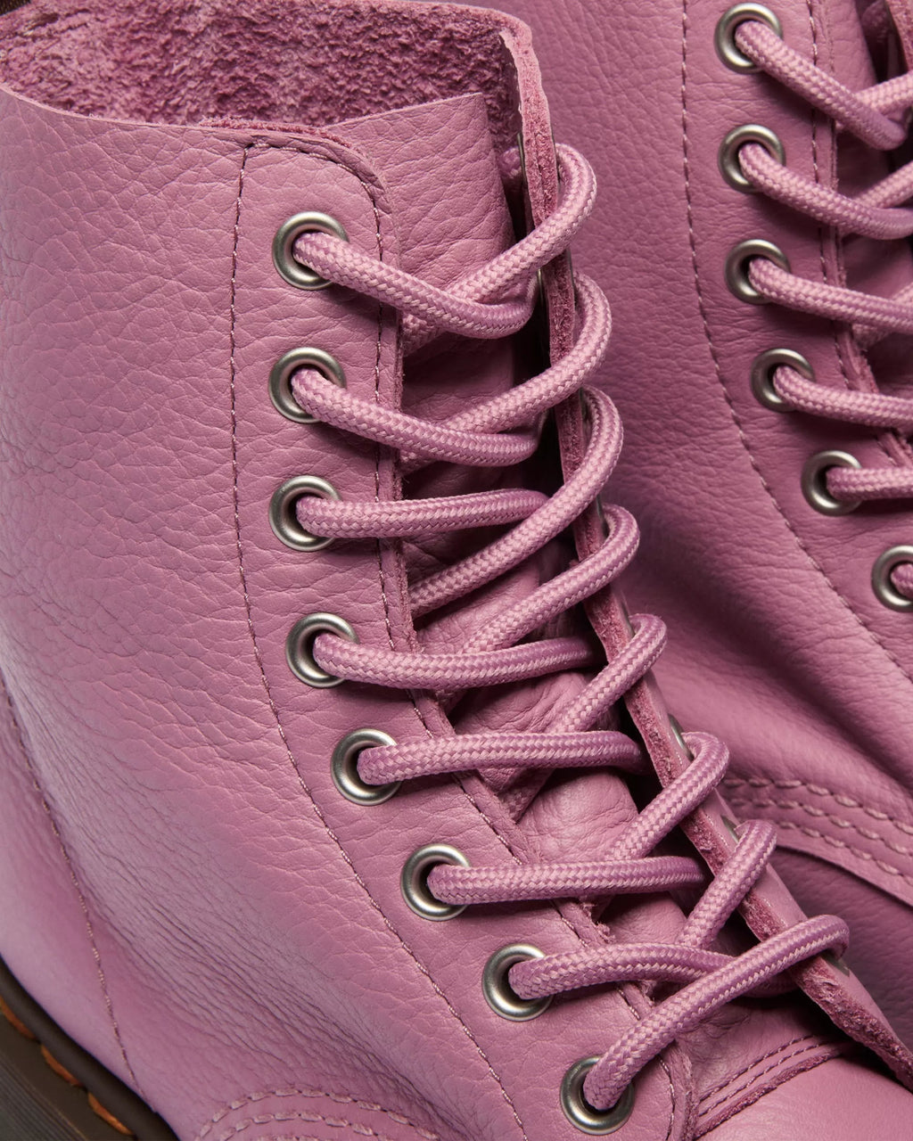 1460 Pascal 8 Eye Leather Boots