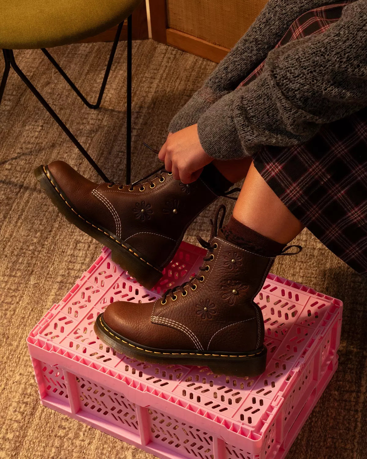 1460 Pascal Flower Grizzly Leather Boots