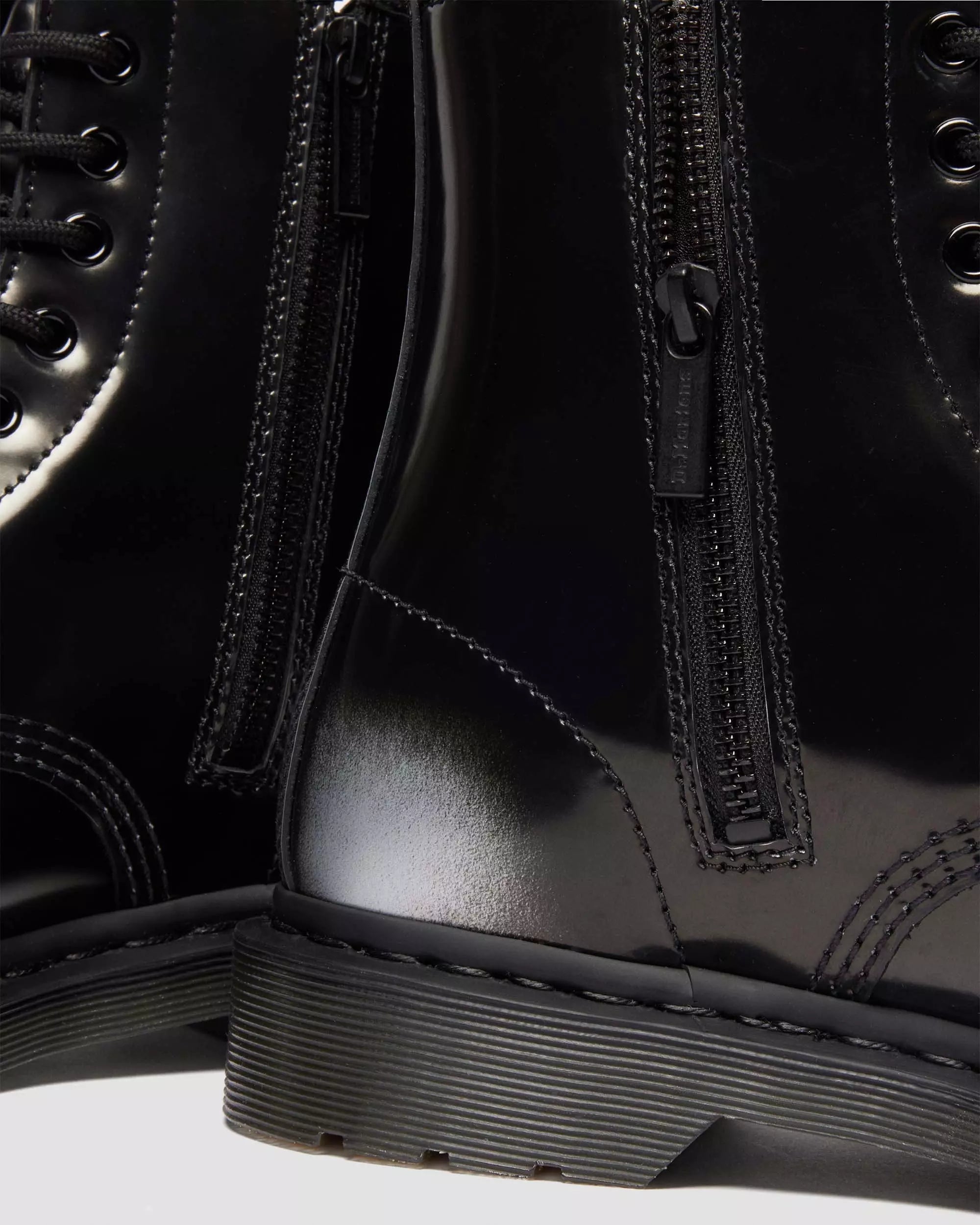 1460 ZIP Arcadia Rub Off Leather Boots