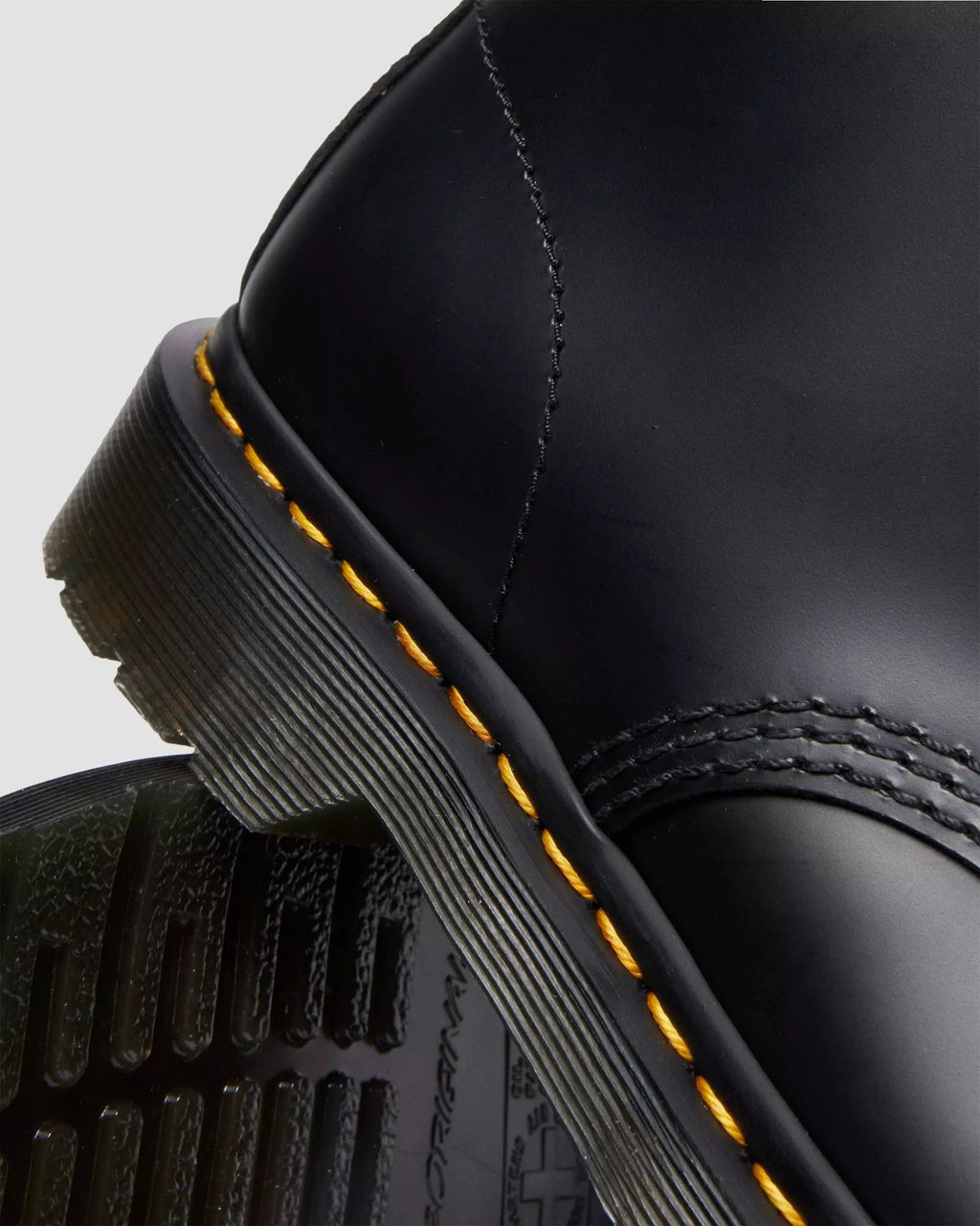 1460 LACELESS Smooth Leather Slip On Boots