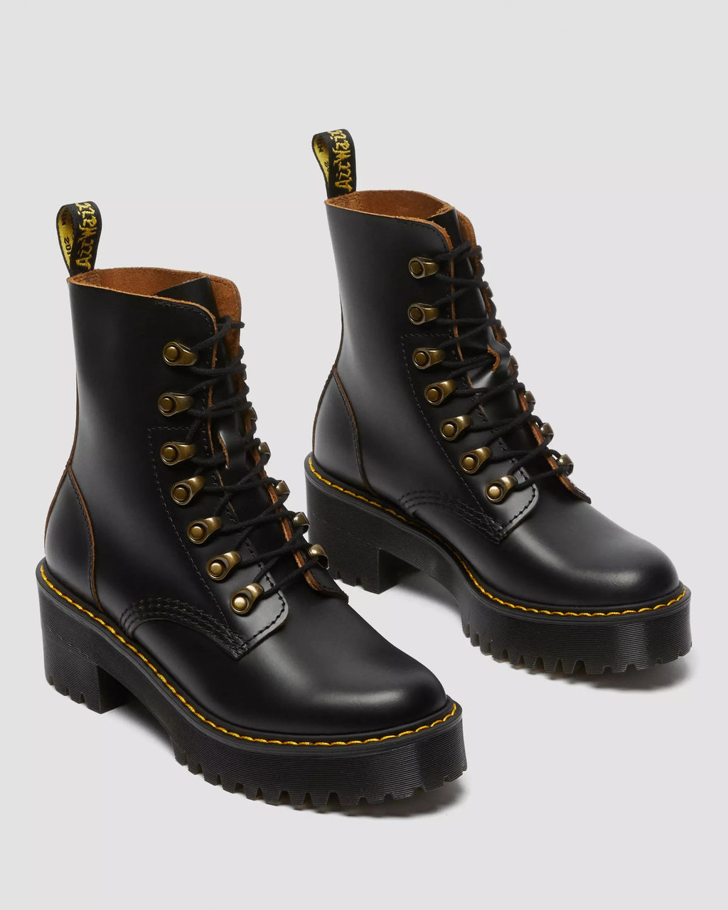 Leona Women's Vintage Smooth Leather Heeled Boots