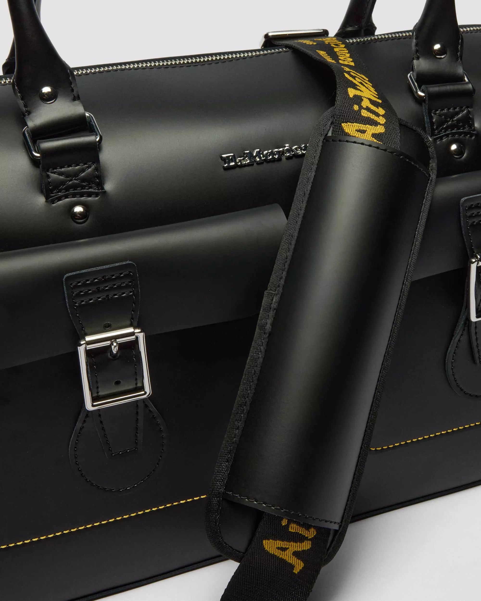 Daytripper Kiev Leather Bag