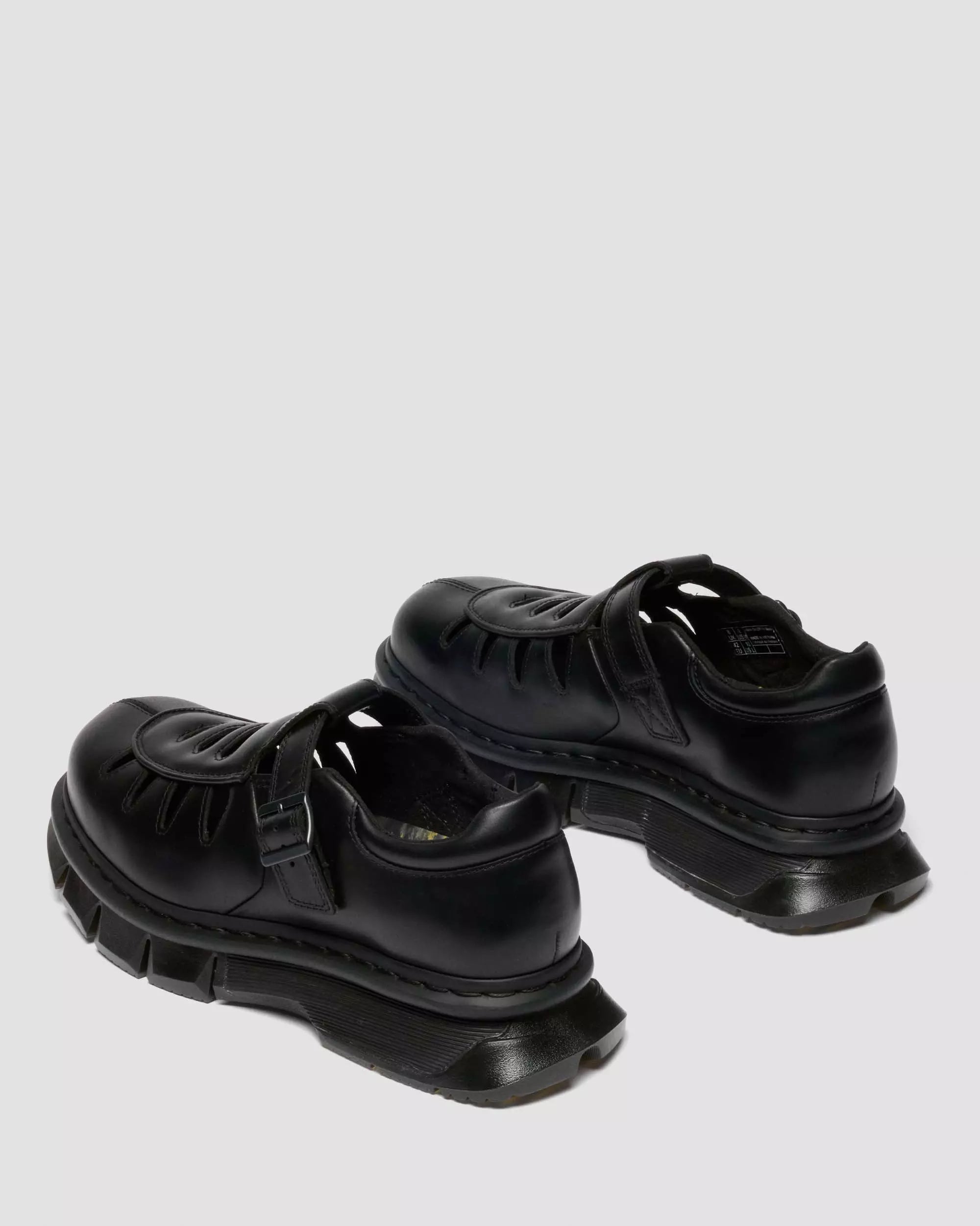 Qubist Fisherman Soft Leather Buckle Shoes