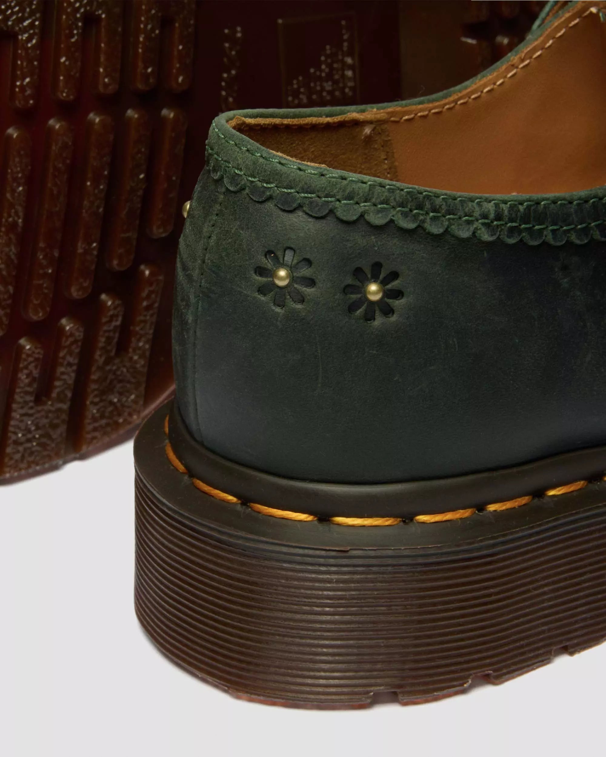 Mary Jane Flower Crazy Horse Leather Shoes