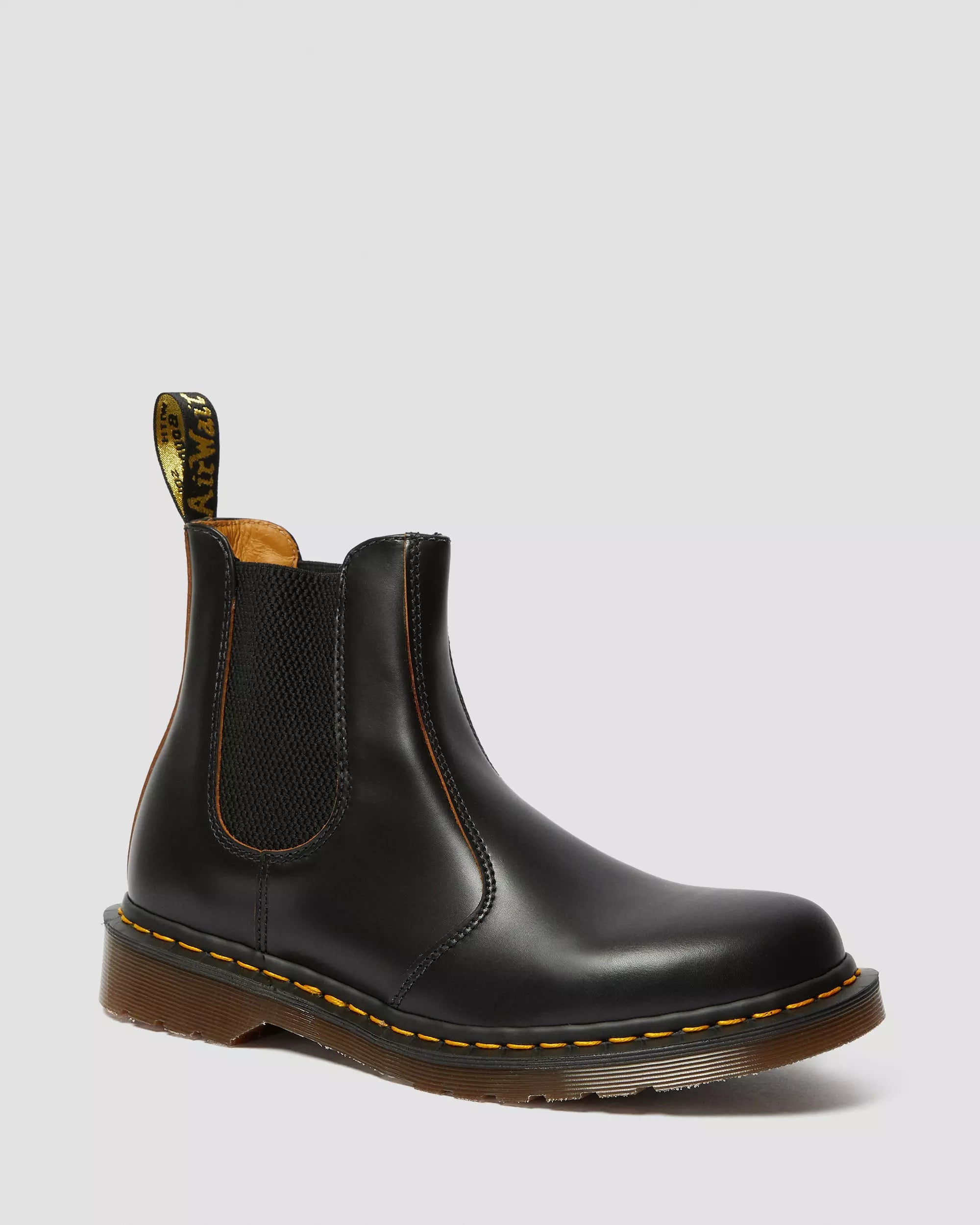 2976 Vintage Made In England Leather Chelsea Boots